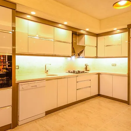 Risus 1 Villa *